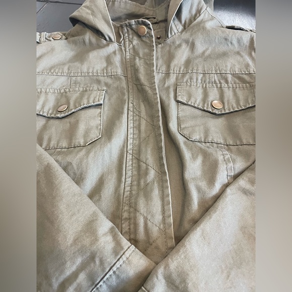 Outer Edge - Woman Hooded Jacket Size Large- Discounted Shipping. - Picture 2 of 7